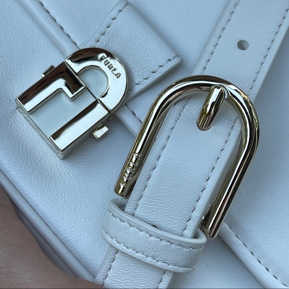 FURLA Mini Belt Bag/cross/shoulder Bag light white SOFT leather. AUTHENTIC! - Picture 10 of 12